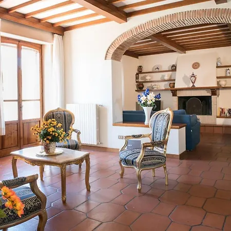Alojamento de Acomodação e Pequeno-almoço Villa Giola B&B *