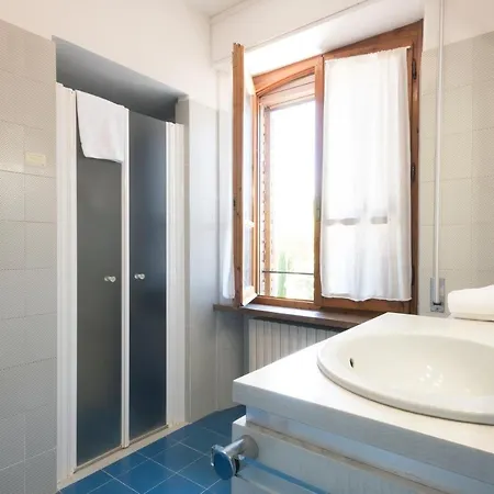 Villa Giola B&B Alojamento de Acomodação e Pequeno-almoço *