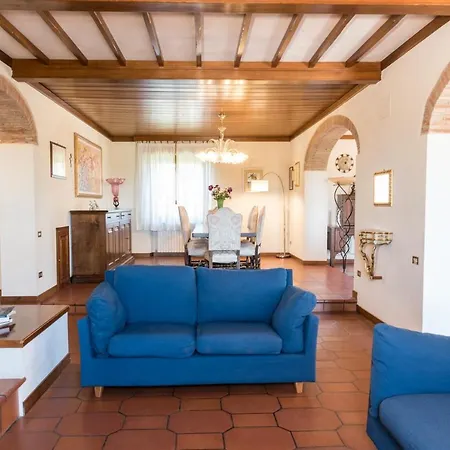 Villa Giola B&B Alojamento de Acomodação e Pequeno-almoço *